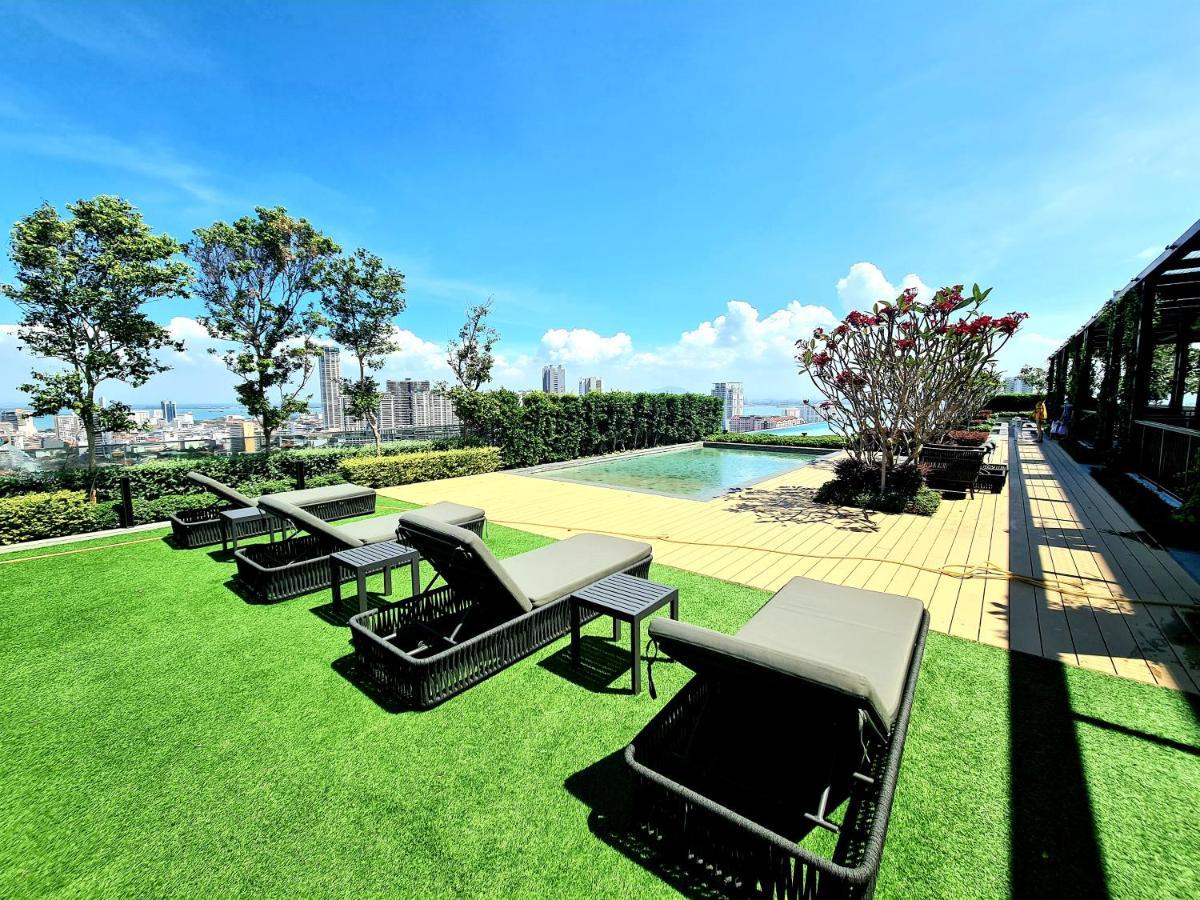 Beacon Executive Suite - Skypool Penang View Τζωρτζ Τάουν Εξωτερικό φωτογραφία