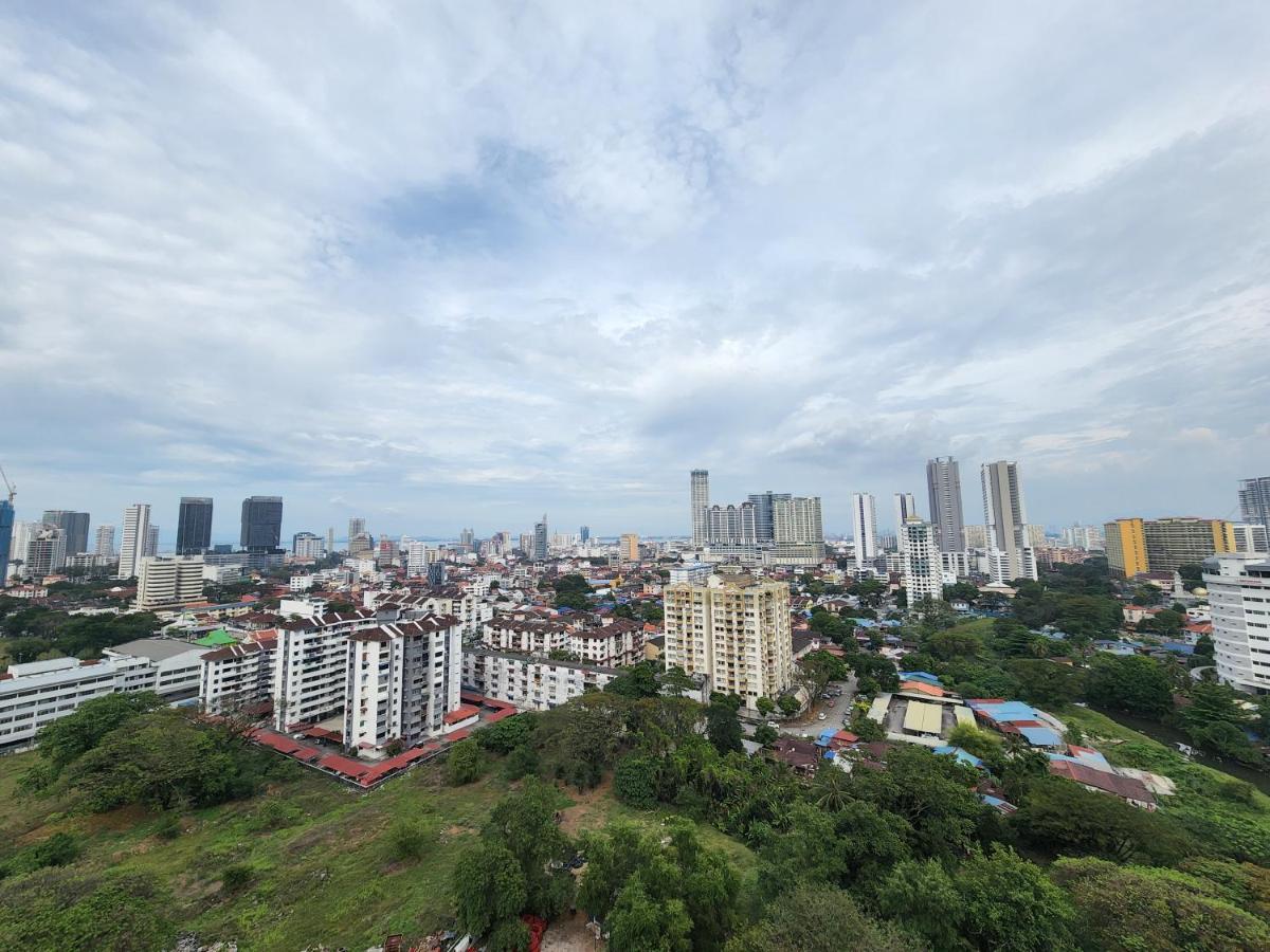 Beacon Executive Suite - Skypool Penang View Τζωρτζ Τάουν Εξωτερικό φωτογραφία