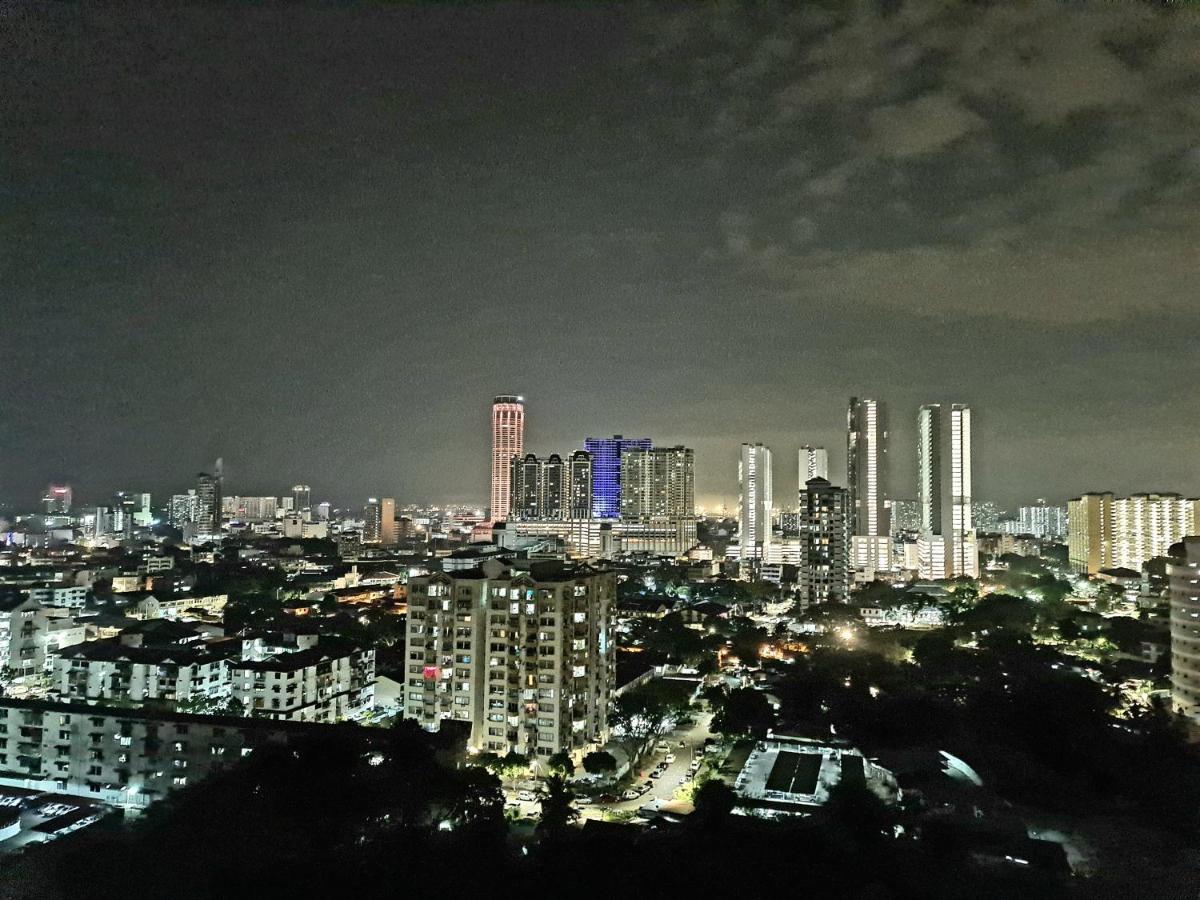 Beacon Executive Suite - Skypool Penang View Τζωρτζ Τάουν Εξωτερικό φωτογραφία