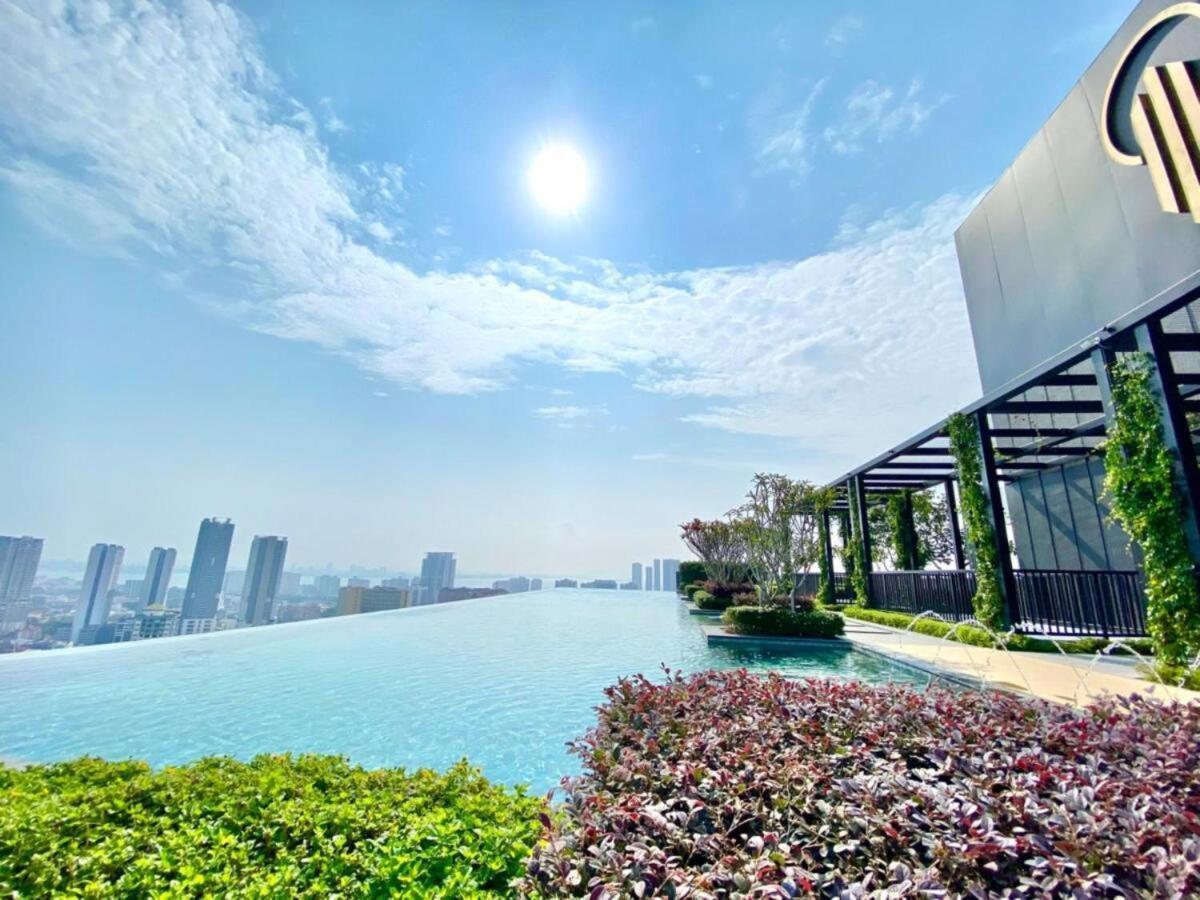 Beacon Executive Suite - Skypool Penang View Τζωρτζ Τάουν Εξωτερικό φωτογραφία