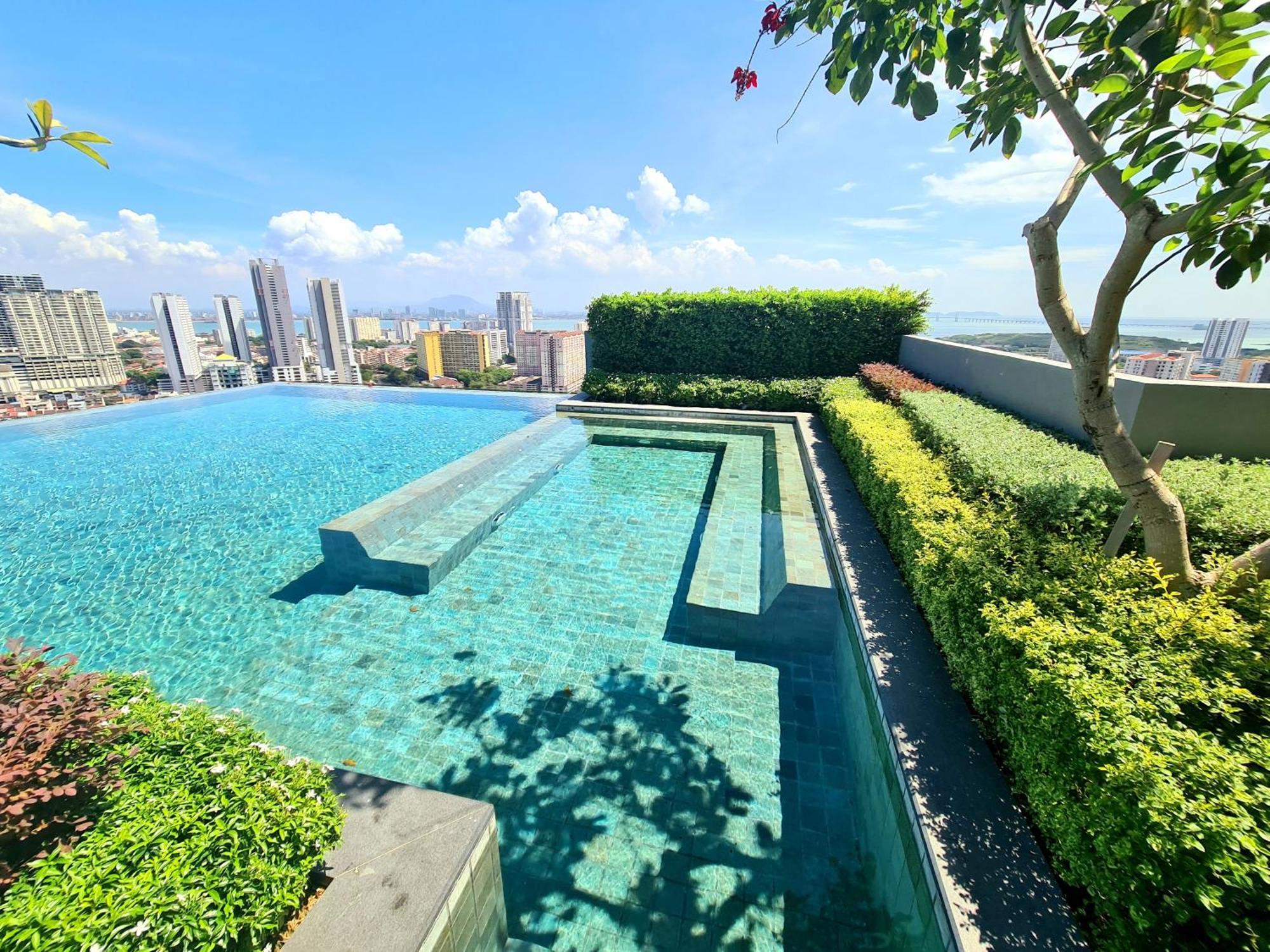 Beacon Executive Suite - Skypool Penang View Τζωρτζ Τάουν Εξωτερικό φωτογραφία