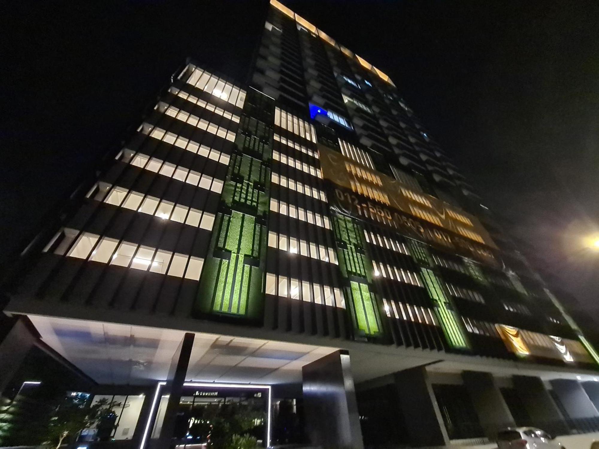 Beacon Executive Suite - Skypool Penang View Τζωρτζ Τάουν Εξωτερικό φωτογραφία